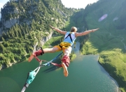 开云体育APP下载-欧冠半决赛之夜，布伦森关键战不手软