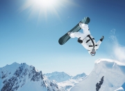 开云APP-赛道与球场，当F1年度争冠之夜遇见哈登的关键时刻