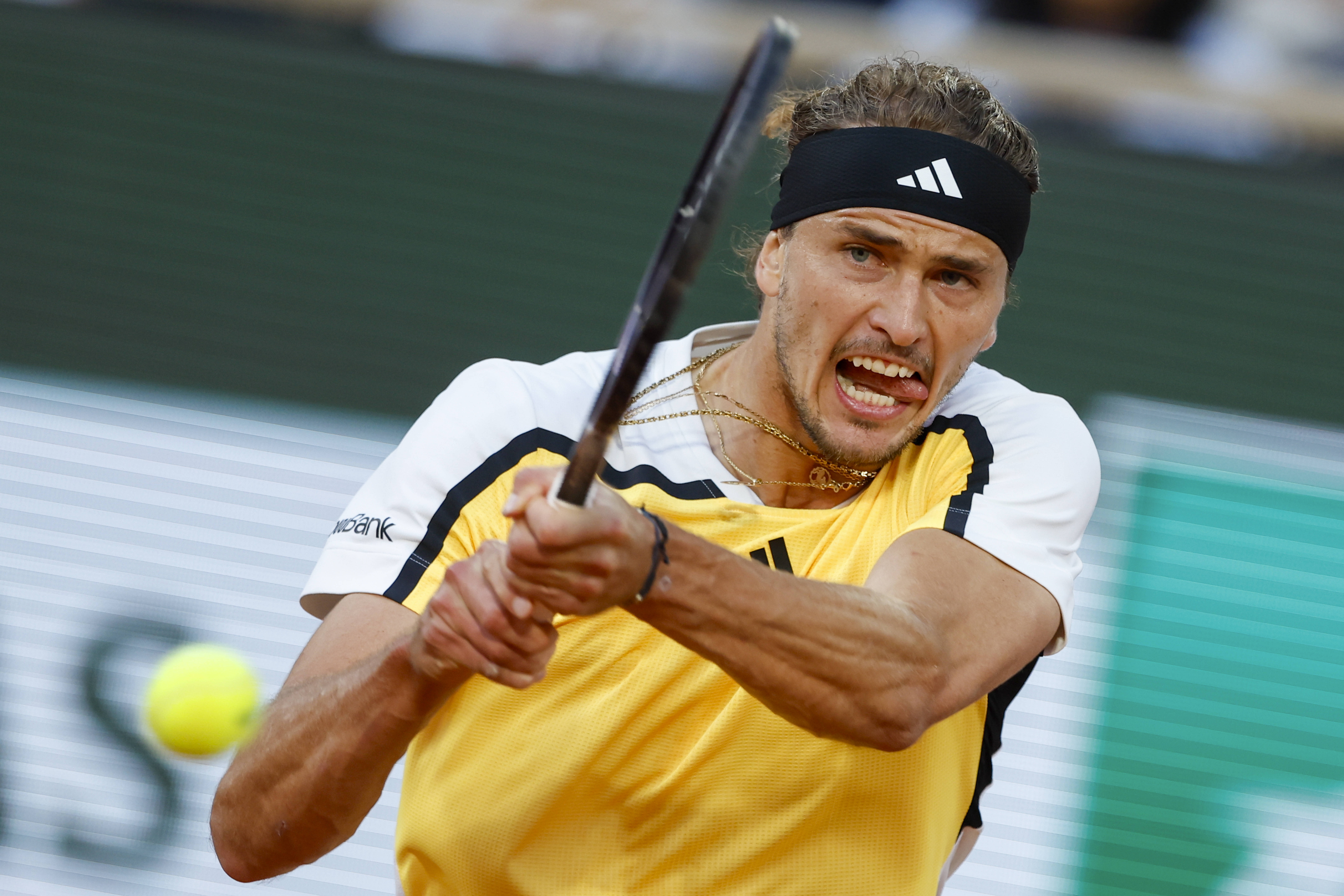 世界网球队逆转法国网球队，兹维列夫制霸全场的简单介绍