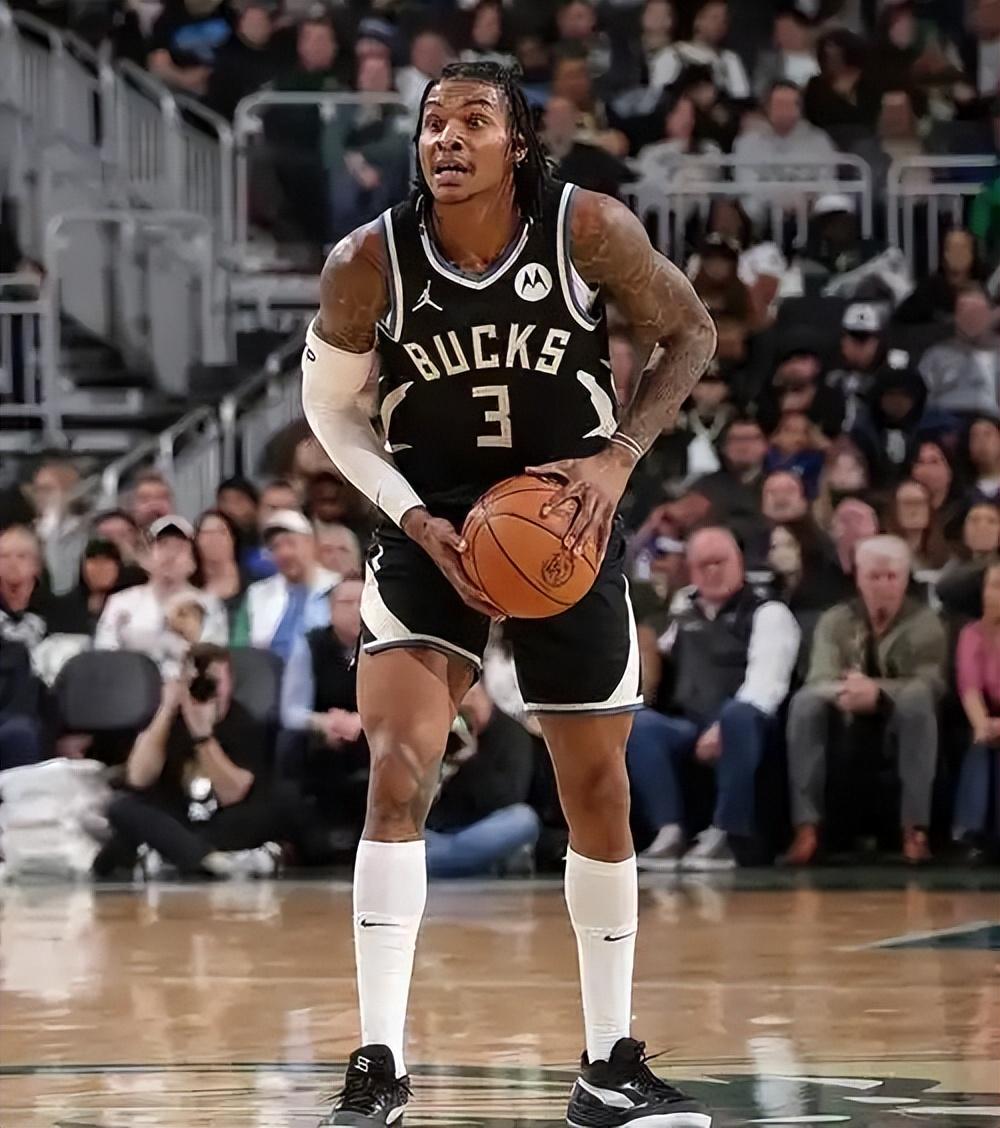 雄鹿B队爆冷西班牙男篮，乔治·希尔打破历史纪录的简单介绍