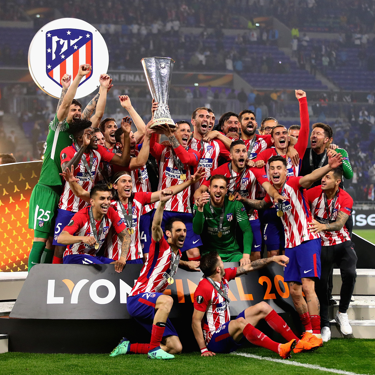 关于欧国联赛再现精彩对决，球员们拼尽全力！的信息