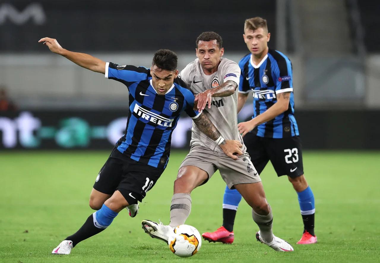 包含亚特兰大主场战平AC米兰，难分胜负的词条