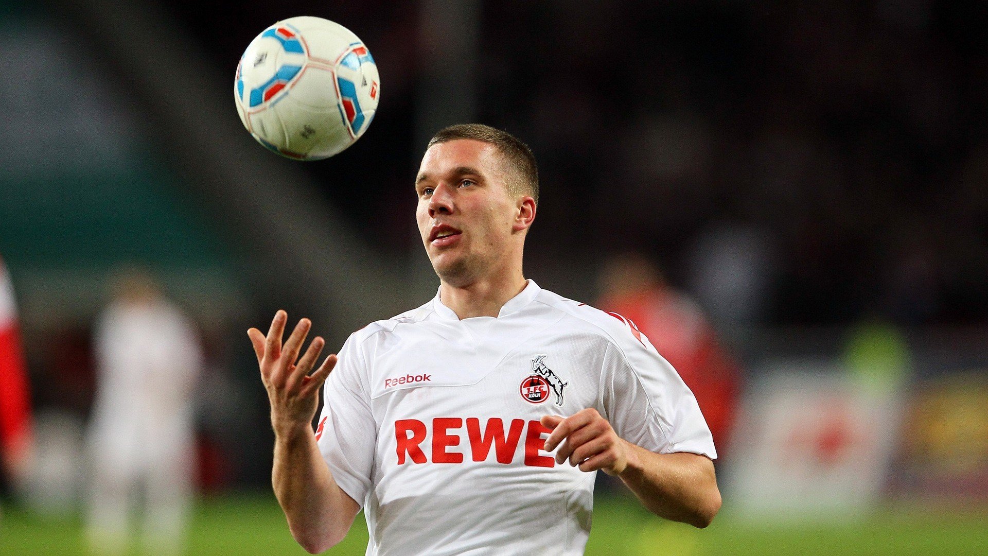 公牛铁血防守绞杀快船，拉梅洛·鲍尔生涯之夜照亮联合中心