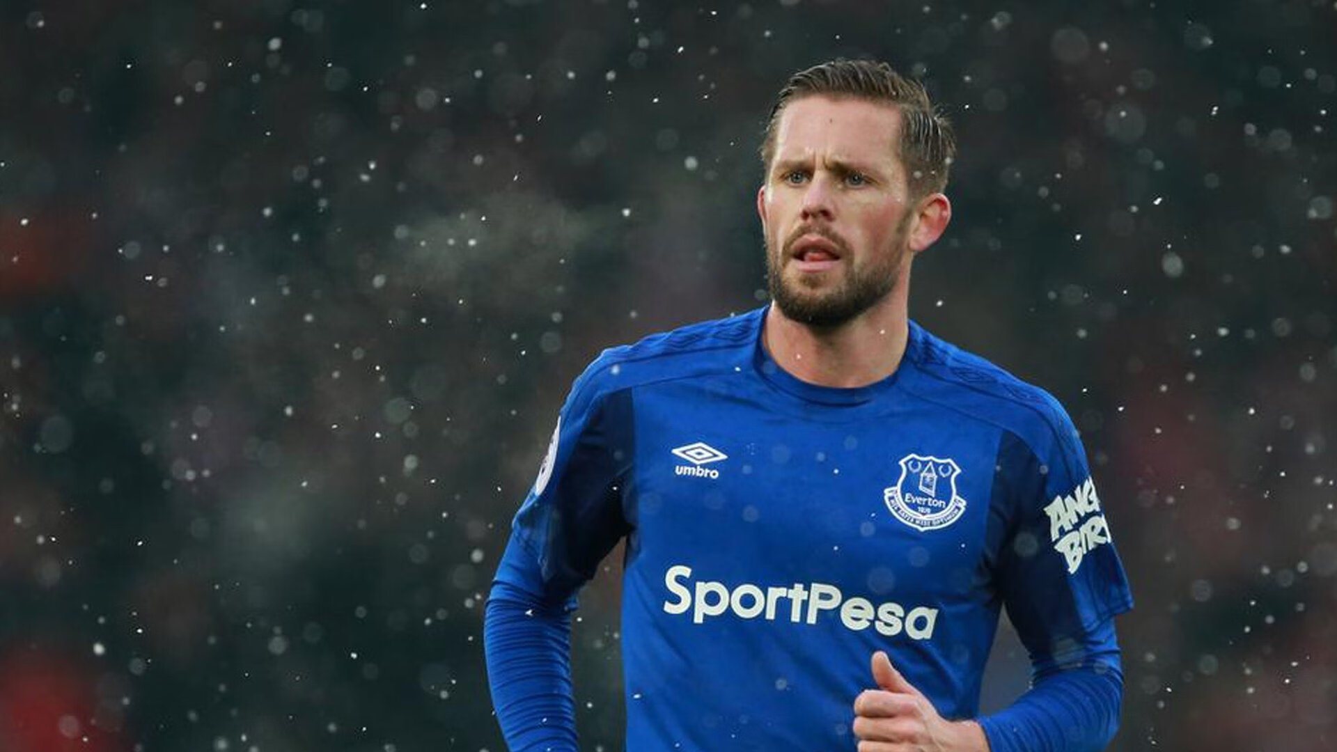 浓眉全程高能输出，勇士轻取尼克斯，一场战术与天赋的完美对话